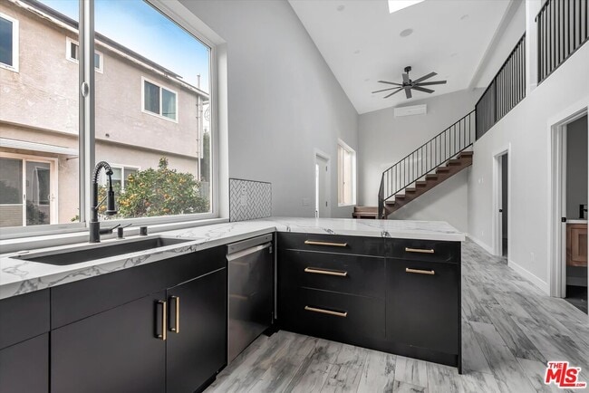 Photo - 12420 Idaho Ave