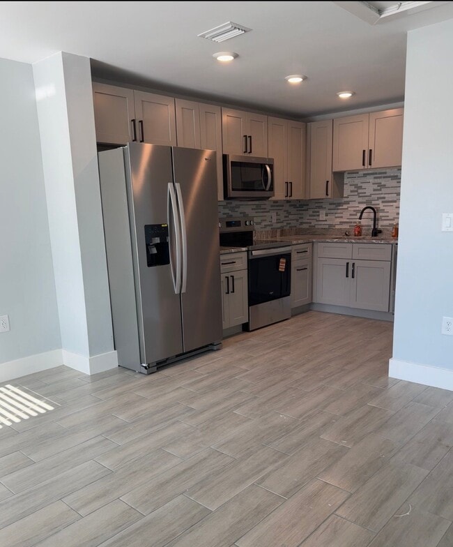 Photo - 3665 Michigan Ave