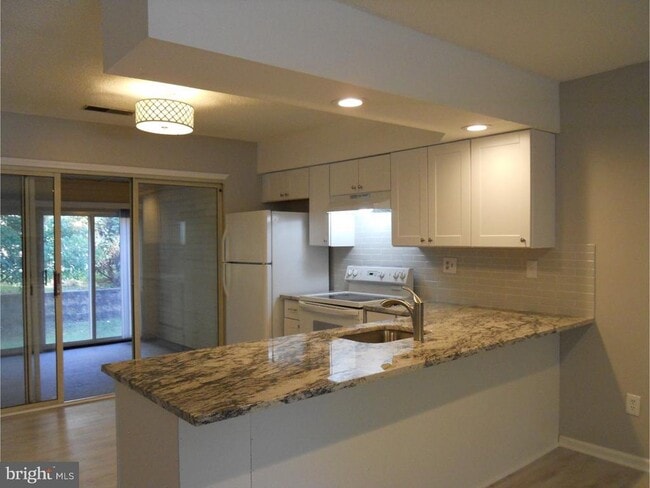 Photo - 309 Headhouse Ct