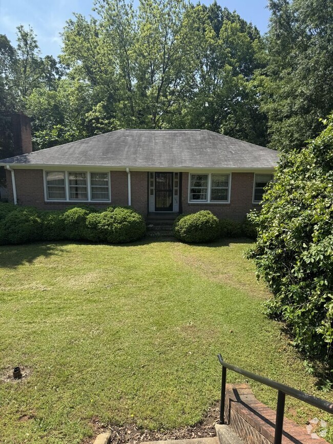 Building Photo - Fantastic Location & Price Rental