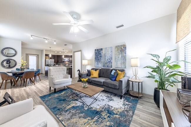 The Hamptons at Palm Beach Gardens Apartments