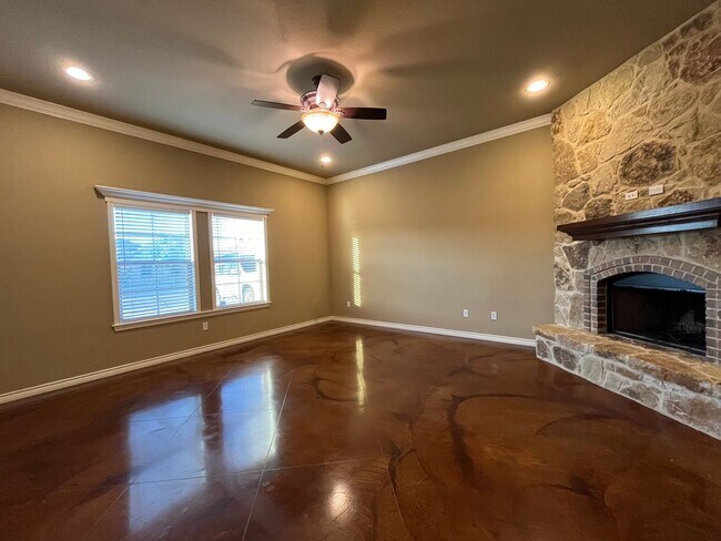 Photo - 3108 Silver Saddle Dr
