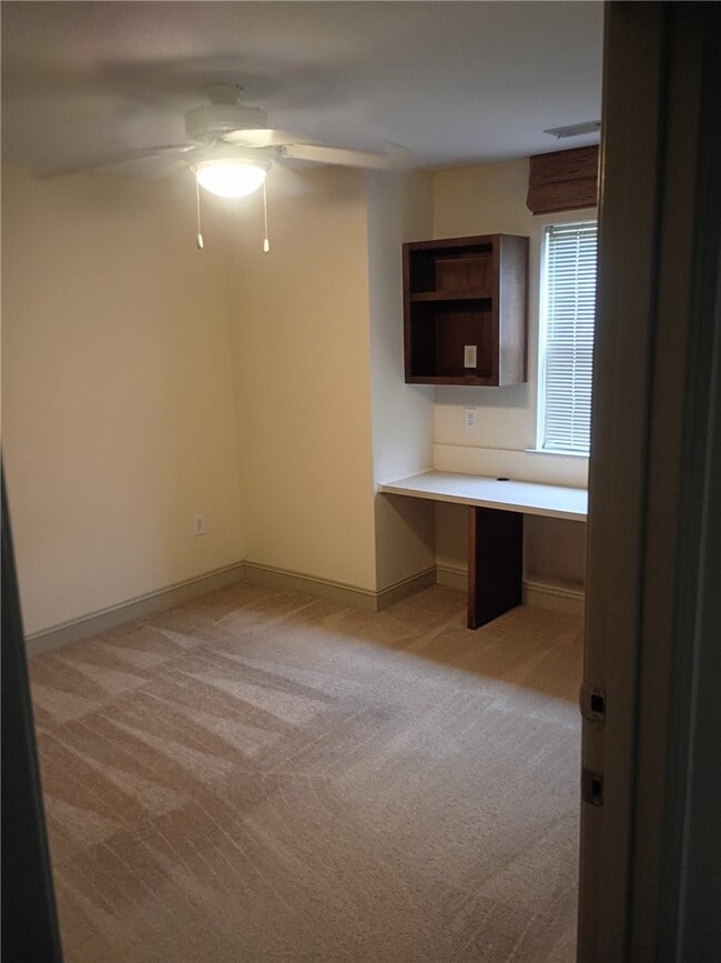 Photo - 203 Kelly Rd Unit #224