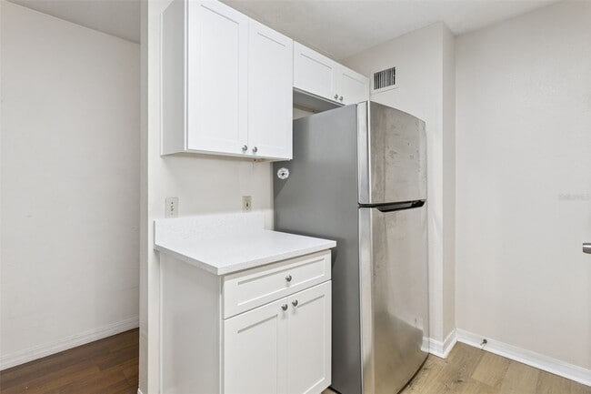 Photo - 1950 Summer Club Dr Unidad #214