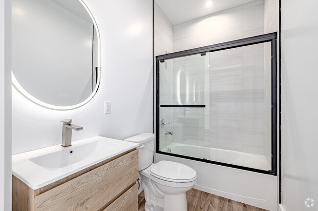 2 habitaciones, 2 baños - 805 pies cuadrados - Baño principal