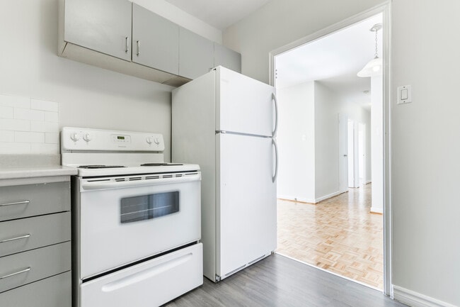 Photo - 507 Balmoral Dr