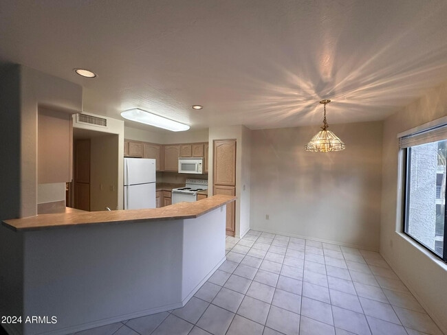 Photo - 16715 E El Lago Blvd Unidad 214