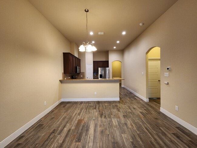 Photo - Walk to Historic Gruene / Fridge Included/ Gas Cooking / Fenced in Yard / CISD