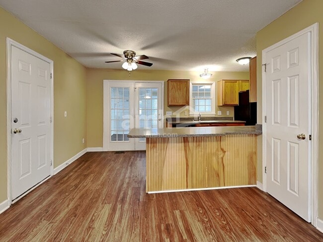Photo - 946 E Durness Ct