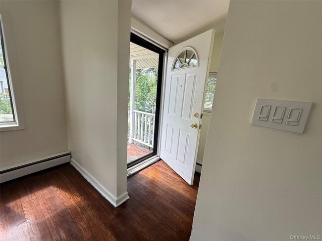 175 S Brookside Ave