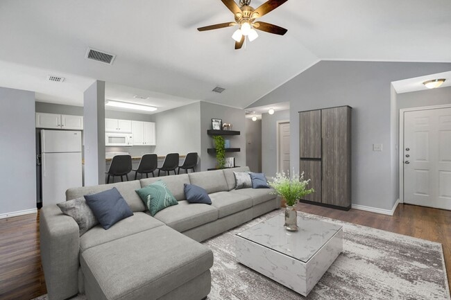 Photo - 3 Bedroom 2 Bath Duplex at Mansion Creek i...