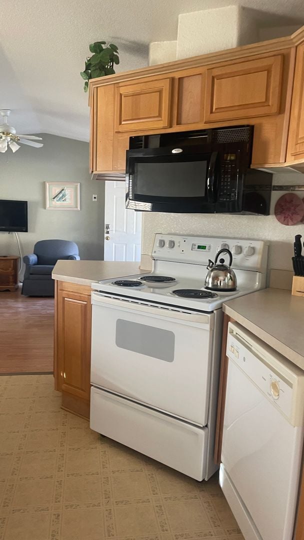 Building Photo - Furnished home for RENT in Niland