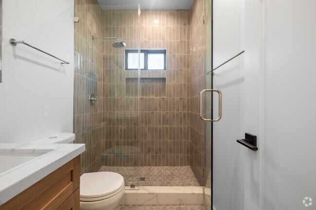 1BR, 1BA - 750SF - Bathroom