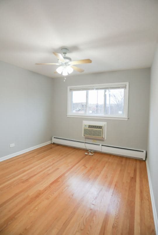 Photo - 2525 W Montrose Ave Unit 3