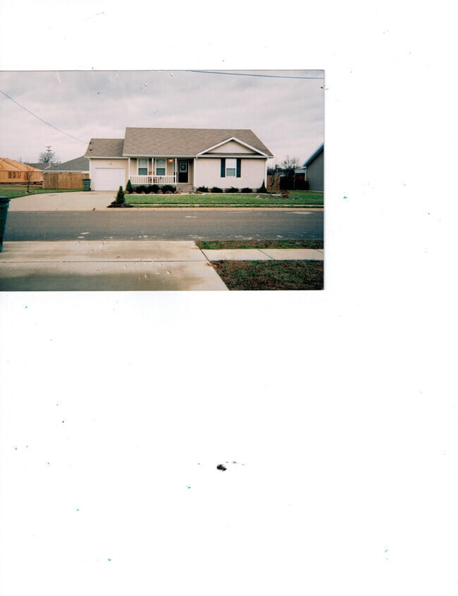 Building Photo - 421 Talon Dr Rental