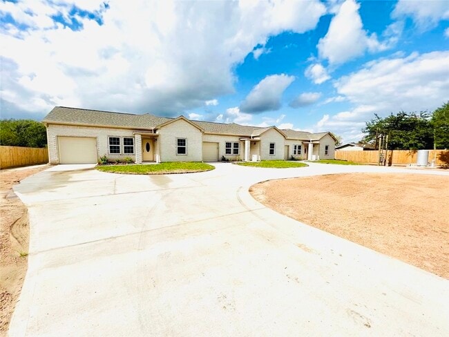 Photo - 9508 Quaker Ct