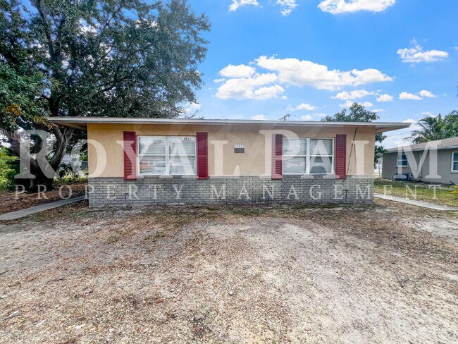 Photo - 1BR/1BA First Street Fort Myers! Freshly Renovated + Actually Affordable = $250 Off the 1st Month!