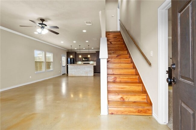 Photo - 3407 Cullen Trail