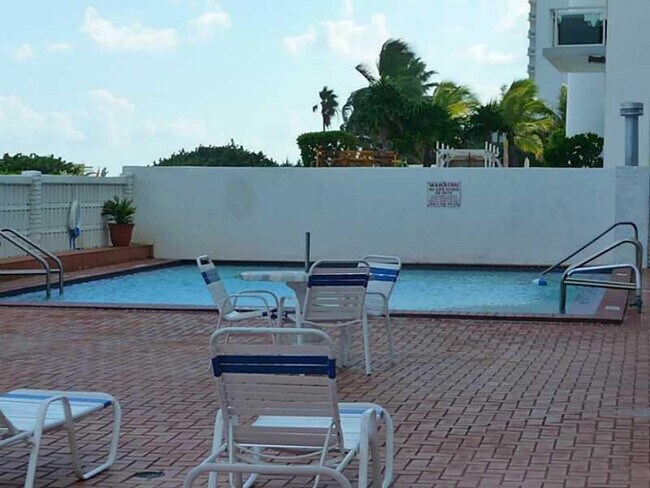 Photo - 6969 Collins Ave