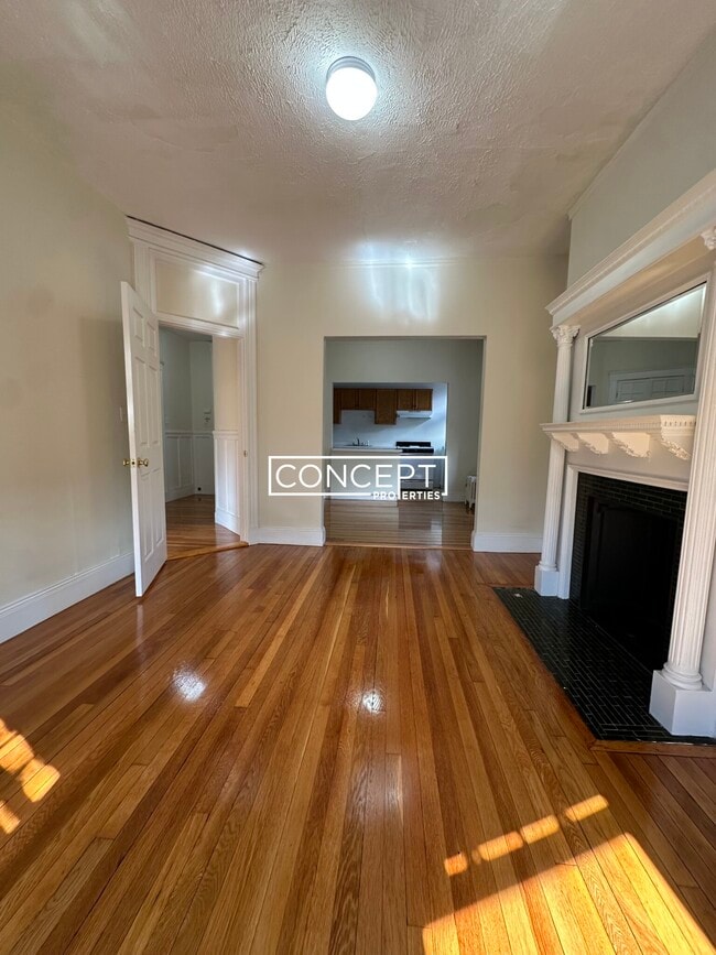 Photo - 1788 Beacon St Unit 6