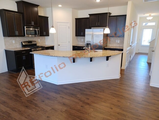 Photo - 1056 Historic Cir