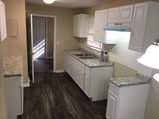 Photo - 3-Bedroom Home with Modern Touches