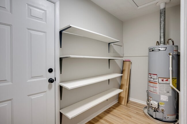 Photo - 254 Himan Dr