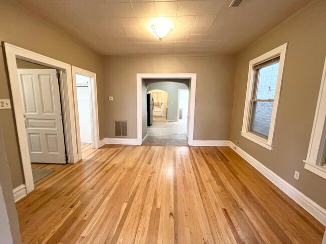 Photo - 1525 N Artesian Ave