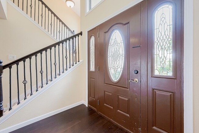 Photo - 2039 Shorewood Ln
