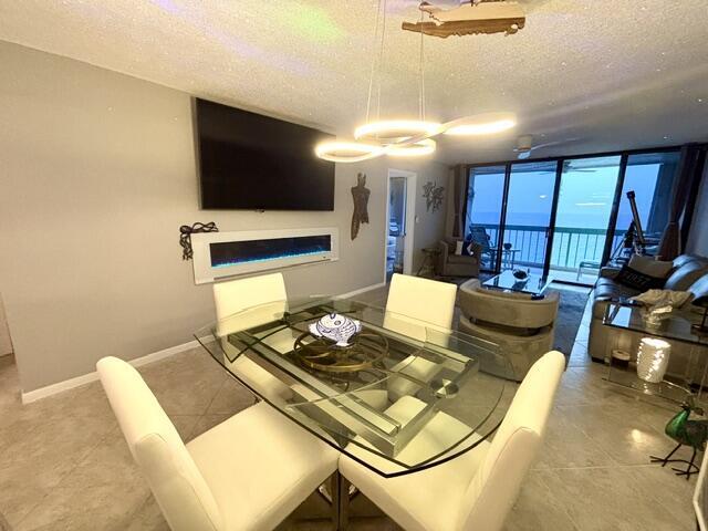 9940 S Ocean Dr Unidad 1004