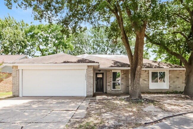 Photo - 18806 Oak Bower Dr Casa
