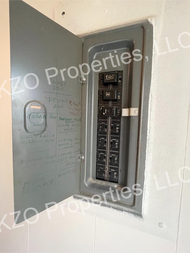 Photo - 608 W Michigan Ave Unidad 2