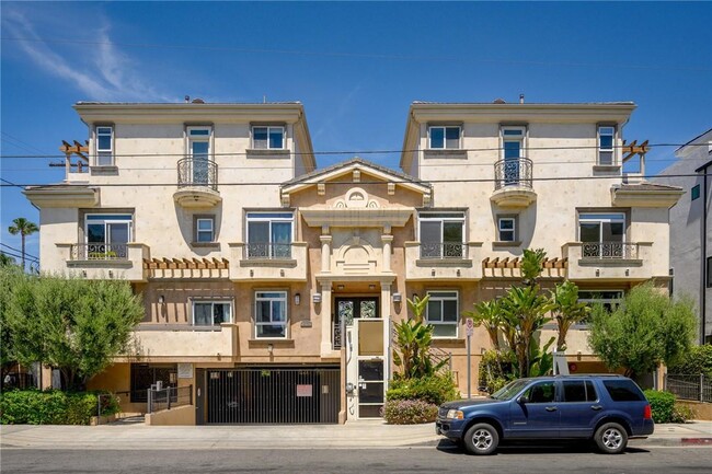 Building Photo - 11323 Huston St Rental