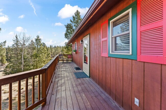 Photo - 108 Southgate Rd