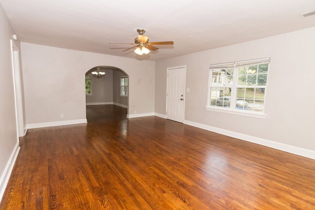 Photo - 124 S Seminole Dr Unit A