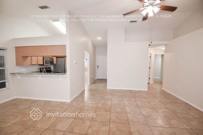 Photo - 27500 Waikiki Ct