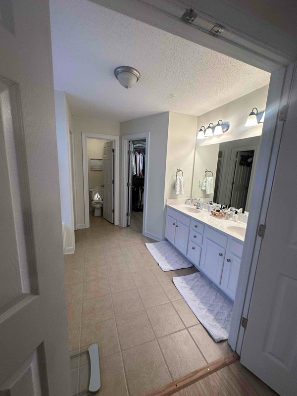 Photo - 136 Linden Rd