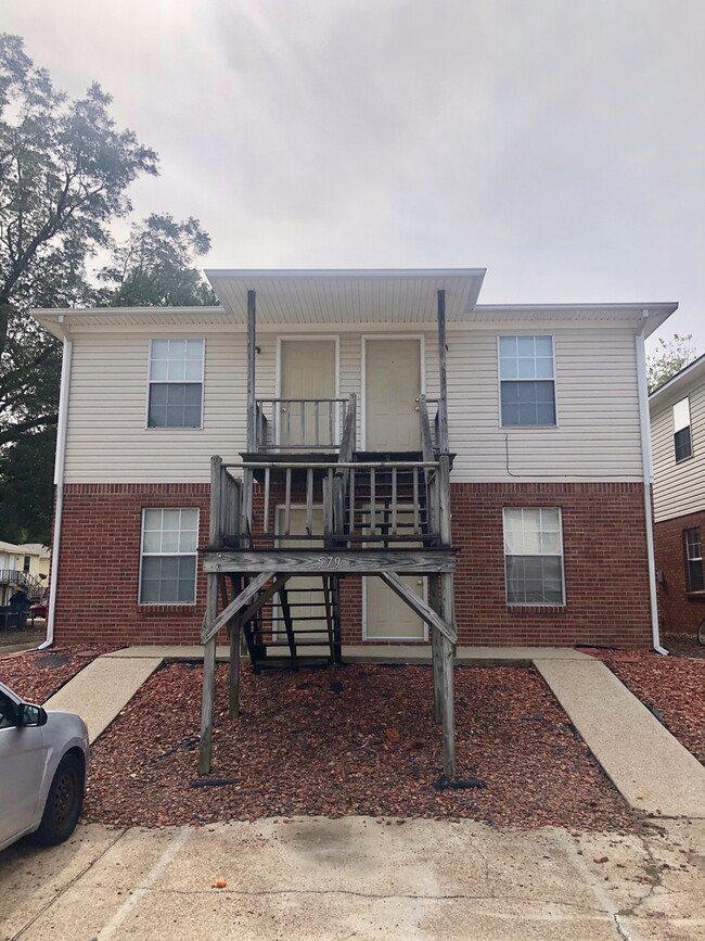 Building Photo - 585 Dexter Dr Unit D
