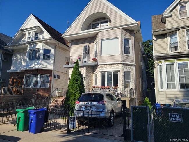 Photo - 374 E 2nd St Unit 3