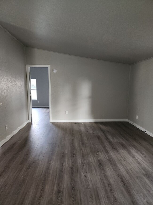 Photo - 3-bedroom 2 bath House