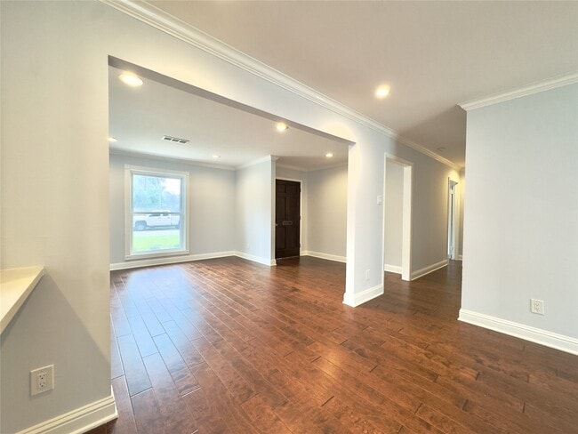 Photo - 1415 Mapleton Dr