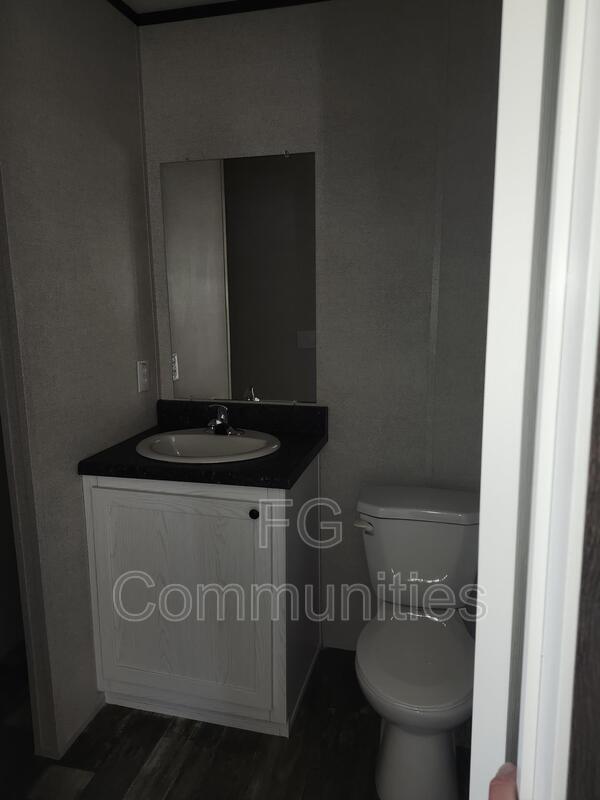 Photo - 711 Leasburg Rd