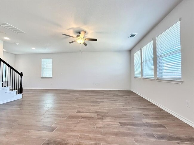 Photo - 7506 Elk Grove Path