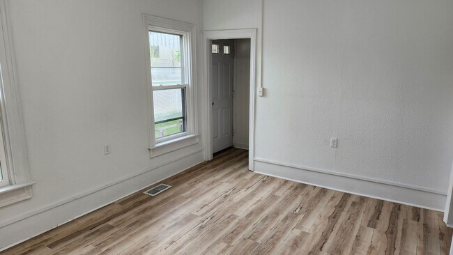 Photo - ds723 Unit 725