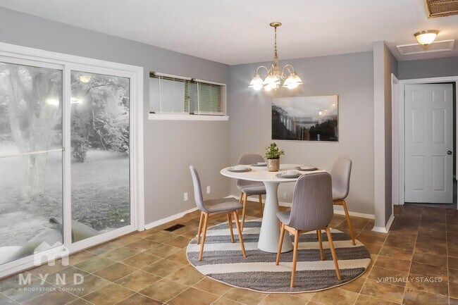 Photo - 3513 Rosedale Dr NW