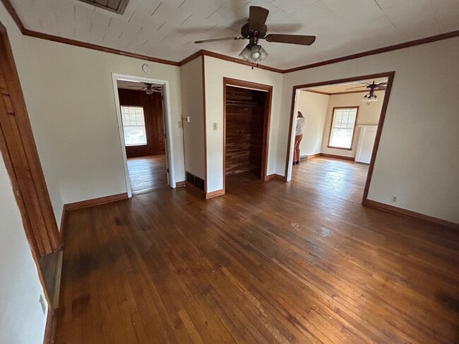 Photo - 1143 Blue Creek Rd