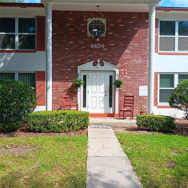 2409 SE 15th Ave Condo Unit E Condo for Rent in Ocala, FL