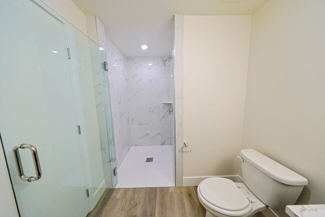 Photo - Orion 1317 Jefferson