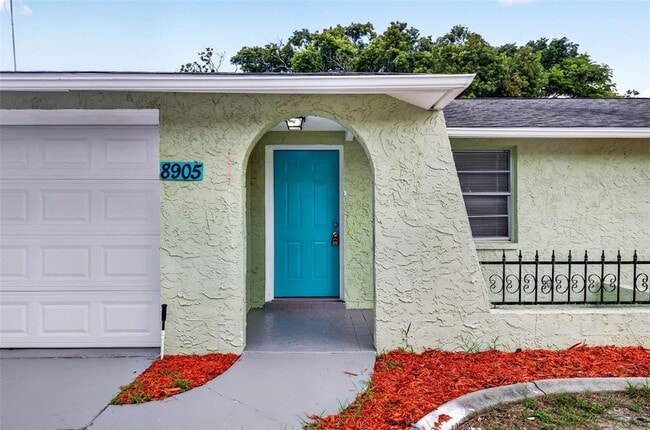 Photo - 8905 Tropical Palm Way