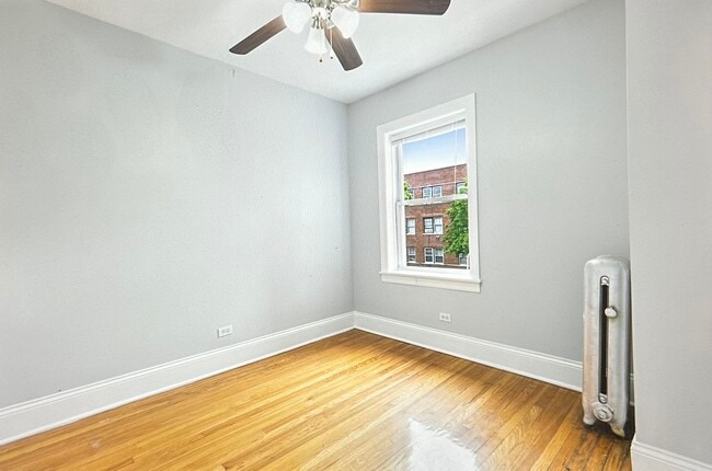 Photo - 7742 N Ashland Ave